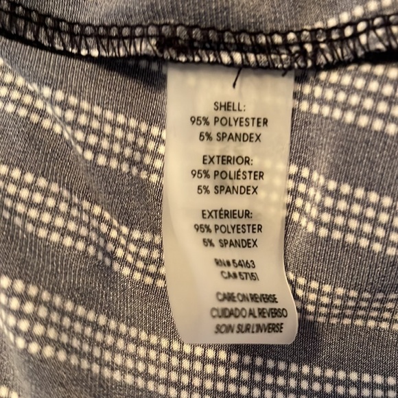 TOMMY HILFIGER blue and white stripe sleeveless top. Sz medium - Picture 6 of 7